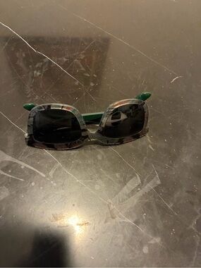 Etro Green Tortoiseshell Kids Sunglasses with Dark Lenses